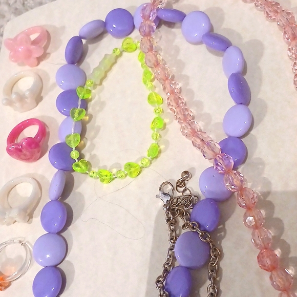 Girls Jewelry Assorted Set - Picture 2 of 4